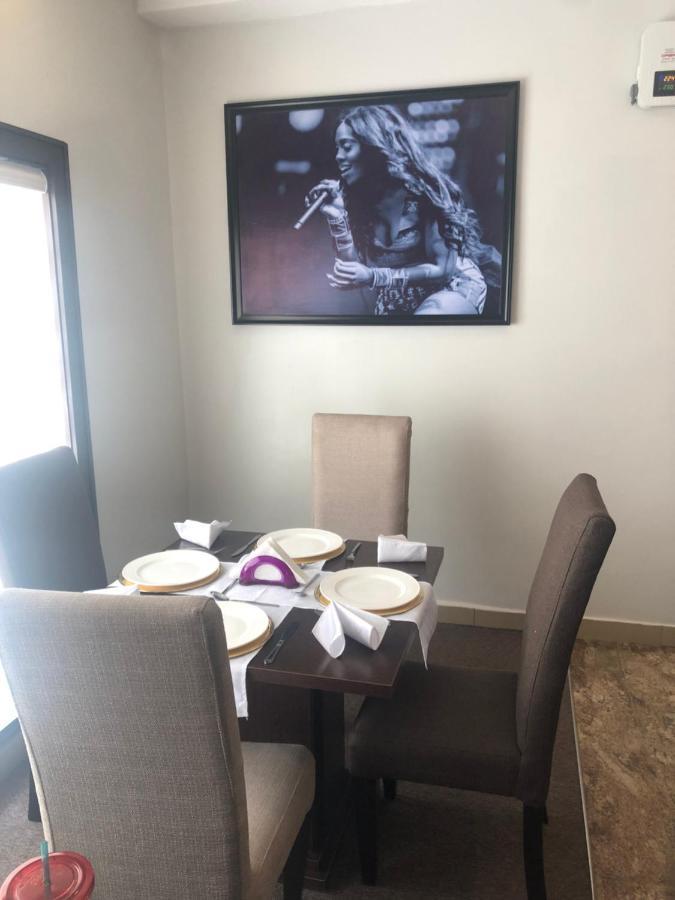 Moz One Executive Guest Rooms Agadez Mobushipe Exterior foto